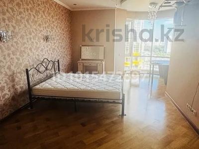 3-бөлмелі пәтер · 123 м² · 8/10 қабат, Жаңа қала ш/а., Гоголя 34/5​, бағасы: 300 000 ₸ в Караганде, Казыбек би р-н