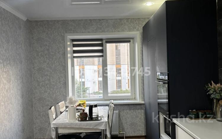2-комнатная квартира · 84 м² · 2/9 этаж, мкр Юго-Восток, Шахтеров 25 — Шахтеров 25 12 месяцев за 280 000 ₸ в Караганде, Казыбек би р-н — фото 2