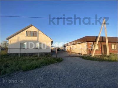 Отдельный дом · 6 комнат · 1000 м² · 10 сот., Жандосова 39 за 35 млн ₸ в Нура