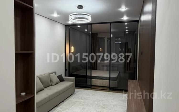 2-бөлмелі пәтер · 40 м² · 2/9 қабат, Райымбек 590/18, бағасы: 250 000 ₸ в Алматы, Наурызбайский р-н — фото 2