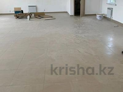 Свободное назначение, офисы, магазины и бутики, склады · 351 м² за 58 млн ₸ в Уральске