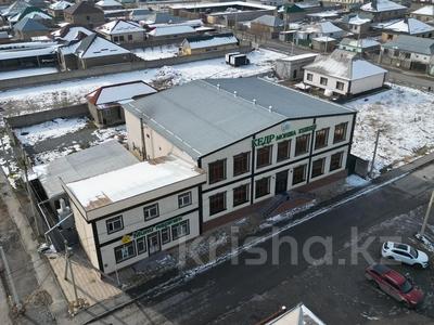 Магазины и бутики, бани, гостиницы и зоны отдыха · 1800 м² за 210 млн 〒 в Шымкенте, Каратауский р-н