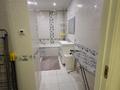 2-комнатная квартира · 63 м² · 3/12 этаж, Сауран 3/1 за 290 000 ₸ в Астане, Есильский р-н — фото 11