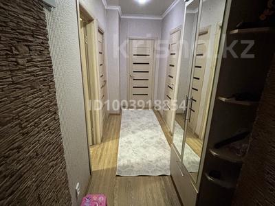3-комнатная квартира · 70 м² · 1/3 этаж, Пушкина 106 — Район площади Абая за 250 000 ₸ в Семее
