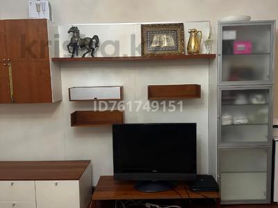 3-комнатная квартира · 130 м² · 2/9 этаж, Желтоксан 1 за 500 000 ₸ в Астане, Сарыарка р-н