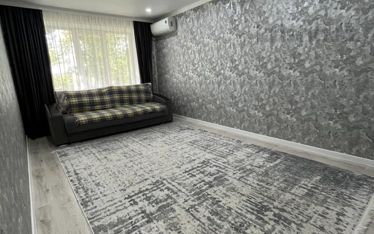 3-комнатная квартира · 70 м² · 5/5 этаж, 4 мкрн 5 за 23.5 млн ₸ в Уральске — фото 21