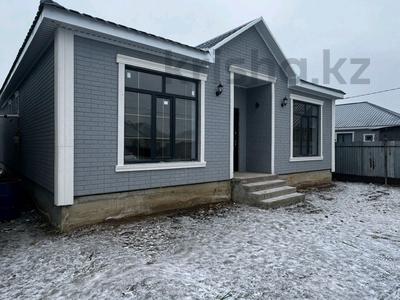 Отдельный дом · 4 комнаты · 130 м² · 4 сот., Беймбет Майлин 35 за 28 млн 〒 в Деркуле