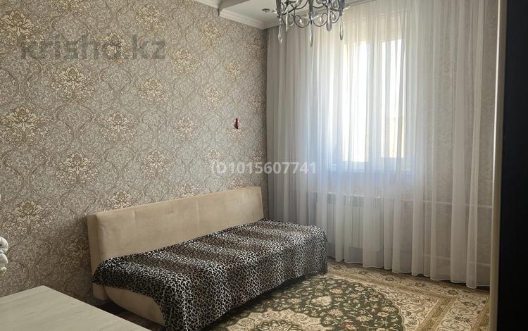 2-бөлмелі пәтер · 75 м² · 4/4 қабат, Көктем ш/а 39 — Қаланың ортасы, бағасы: 10 млн ₸ в Жанаозен — фото 2