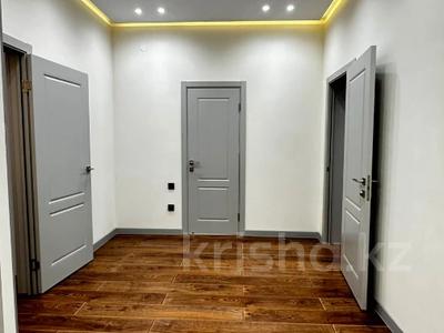 4-бөлмелі пәтер · 130 м² · 5/5 қабат, Алтын орда ш/а., бағасы: 70 млн ₸ в Актобе, мкр. Алтын орда