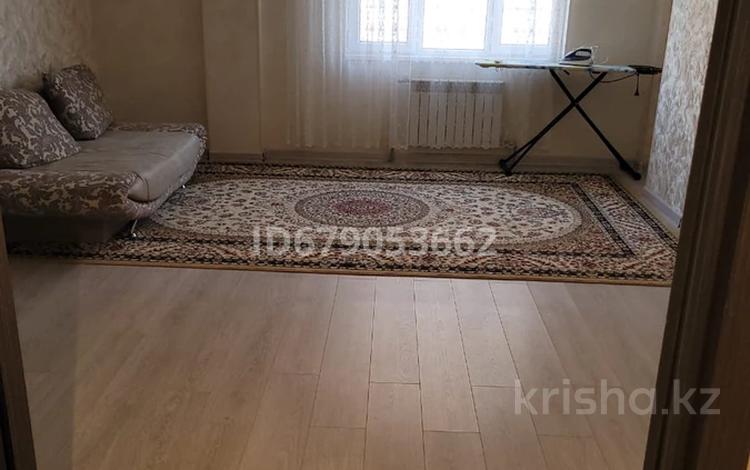 2-комнатная квартира, 75 м², 8/11 этаж помесячно, 16-й мкр 55