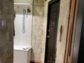 3-бөлмелі пәтер · 64 м² · 8/9 қабат, Пр Мира 122 — Автомобильного торгового центра, бағасы: 14 млн ₸ в Темиртау — фото 3