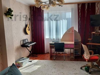 2-комнатная квартира · 59 м² · 9/9 этаж, Сауран 4 за ~ 28 млн ₸ в Астане, Есильский р-н