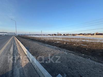 Жер телімдері в Алматинской обл.: Жер телімі · 300 сотық, Талгар, бағасы: ~ 78.7 млн 〒 Жер телімі · 300 сотық, Талгар, бағасы: ~ 78.7 млн 〒
