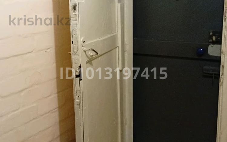 2-комнатная квартира · 50 м² · 4/5 этаж, 30 гвардейская дивизий 28 19 — На 30 гвардейская дивизий 28 за 13.5 млн ₸ в Усть-Каменогорске — фото 2