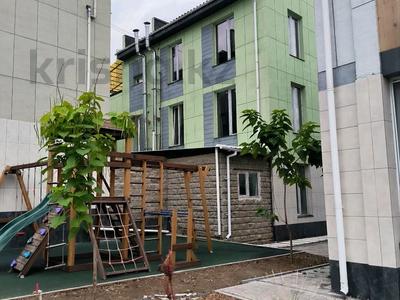 2-бөлмелі пәтер · 61 м² · 1/3 қабат, Карасай Батыра 1804в, бағасы: 29.5 млн 〒 в Туздыбастау (Калинино)