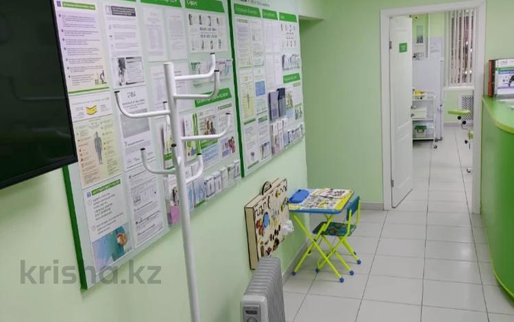 Свободное назначение, офисы, магазины и бутики, салоны красоты, медцентры и аптеки · 57 м² за 100 млн 〒 в Алматы, Бостандыкский р-н — фото 2