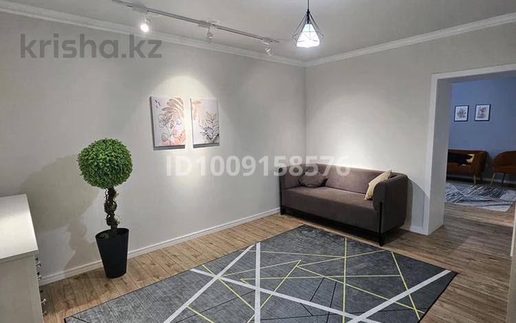 2-бөлмелі пәтер · 60 м², Нұрсая ш/а., Таумуш Жумагалиев, бағасы: 16 000 ₸ в Атырау, мкр Нурсая — фото 2