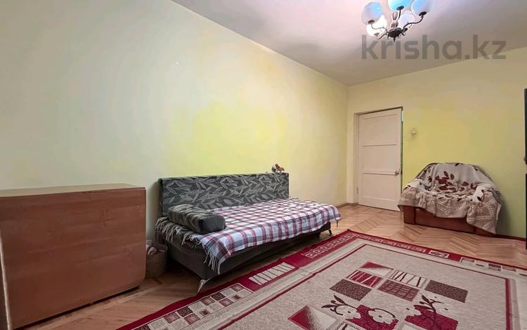 2-бөлмелі пәтер · 55 м² · 2/4 қабат, Виноградова 43/45 — Валиханова, бағасы: 53.9 млн ₸ в Алматы, Медеуский р-н — фото 2