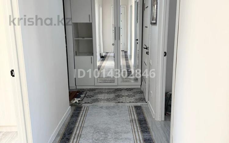 3-бөлмелі пәтер · 70 м² · 5/12 қабат, Кошкарбаева — Жумабаева- Азербаева, бағасы: 25 000 ₸ в Астане, Сарайшык р-н — фото 2