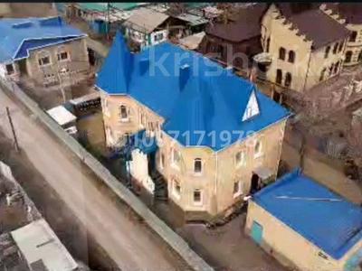 Отдельный дом · 9 комнат · 513.3 м² · 8 сот., Каирбекова 98/1Б — Сьянова-Пушкина за 120 млн 〒 в Костанае