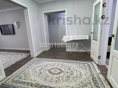 3-комнатная квартира · 71 м² · 2/5 этаж, мкр Центральный, Азаттык 5Б за 33 млн 〒 в Атырау