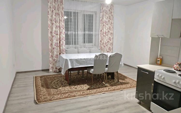 2-комнатная квартира · 86 м² · 14/15 этаж, Төле би 273/9 за 300 000 ₸ в Алматы, Алмалинский р-н — фото 2