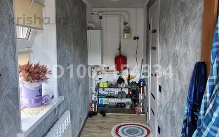Отдельный дом · 2 комнаты · 75 м² · 4.2 сот., мкр Жилгородок за 26 млн 〒 в Актобе — фото 2