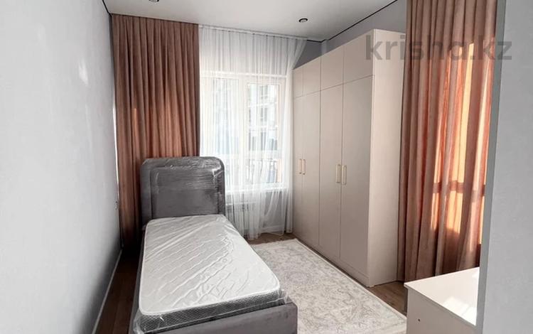 3-комнатная квартира · 85 м² · 1/9 этаж, Толеметова 106/3 за 300 000 ₸ в Шымкенте, Абайский р-н — фото 2