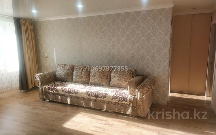 3-комнатная квартира · 60 м² · 3/5 этаж, Ауэзова 39 — Возле рынка Достық за 130 000 ₸ в Аксу — фото 9