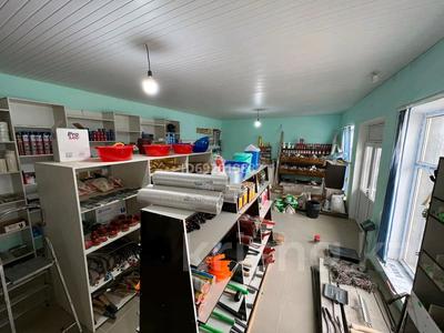 Жер үй мен саяжайлар в Шымкенте: Жеке үй · 5 бөлме · 180 м² · 8 сот., мкр Самал-3 4795, бағасы: 57 млн 〒 Жеке үй · 5 бөлме · 180 м² · 8 сот., мкр Самал-3 4795, бағасы: 57 млн 〒 в Шымкенте, Абайский р-н