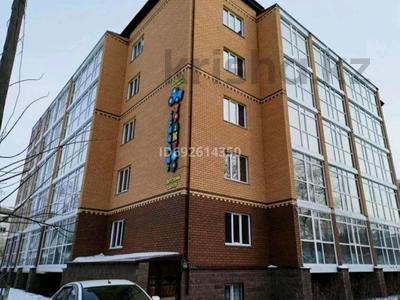 1-комнатная квартира, 47 м², 5/5 этаж, Назарбаева — Супермаркет Северный за 20 млн 〒 в Петропавловске