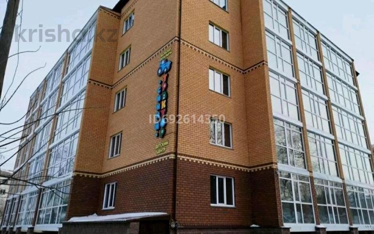 1-комнатная квартира, 47 м², 5/5 этаж, Назарбаева — Супермаркет Северный за 21 млн 〒 в Петропавловске — фото 2