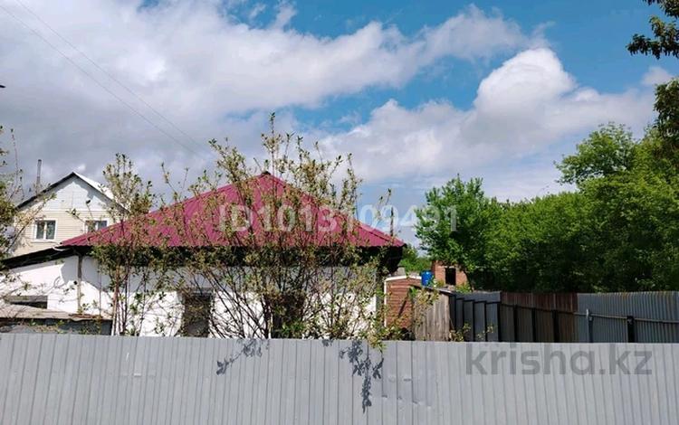 Отдельный дом · 3 комнаты · 47 м² · 5 сот., Деповская 30 за 10 млн ₸ в Усть-Каменогорске — фото 2