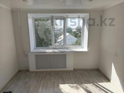 1-комнатная квартира · 25 м² · 3/4 этаж, мкр Шанхай, Металлургов 5 — Магазин Данекер за 4.3 млн 〒 в Актобе