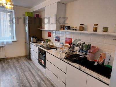 2-комнатная квартира · 77 м² · 7/10 этаж, Ермекова — Напротив берёзки за 26.5 млн ₸ в Караганде, Казыбек би р-н