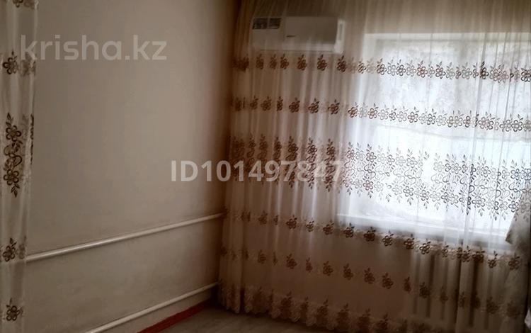 2-комнатная квартира · 65 м² · 4/4 этаж, Учебный квартал цена договорная 5 за 8.5 млн ₸ в Атакенте — фото 2
