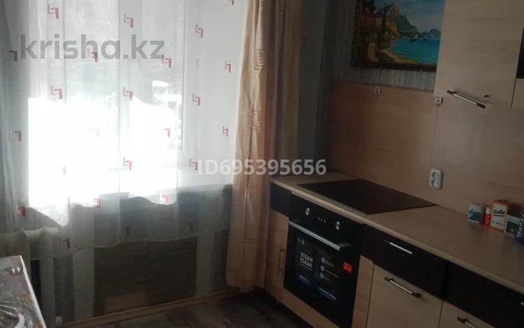 1-комнатная квартира · 33 м² · 1/5 этаж, мкр Новый Город, Орбита 1 дом 11 кв 51/1 — Возле магазина Юбилейный за 110 000 ₸ в Караганде, Казыбек би р-н — фото 2