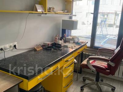 Медцентры и аптеки · 146 м² за 125 млн ₸ в Алматы, Наурызбайский р-н