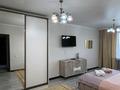 2-бөлмелі пәтер · 80 м² · 6/18 қабат, Брусиловского 167 — Есенжанова Прокофьева, бағасы: 25 000 ₸ в Алматы, Алмалинский р-н — фото 2