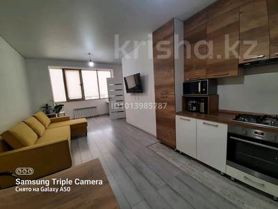 2-бөлмелі пәтер · 47 м² · 9/10 қабат, Мкр Аксай, Б. Момышулы 25, бағасы: 33 млн ₸ в Алматы, Ауэзовский р-н