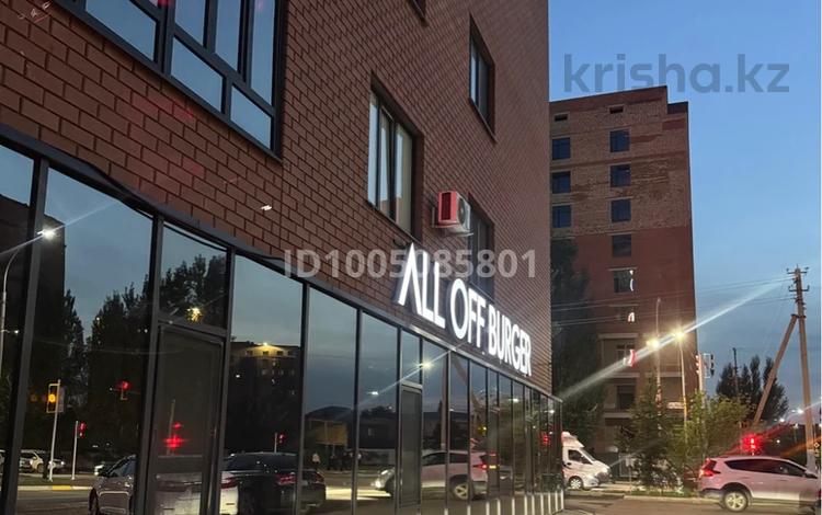 Свободное назначение, офисы, магазины и бутики, общепит, салоны красоты, медцентры и аптеки, образование, студии · 149 м² за 1.2 млн 〒 в Кокшетау — фото 2
