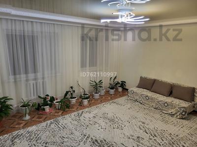 Отдельный дом · 3 комнаты · 120 м² · 6 сот., Мостовая 9/8 — Транспортная возле первой школы за 19.5 млн 〒 в Аксае