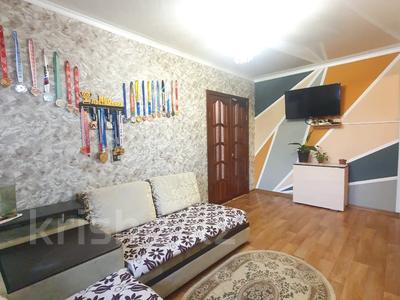 2-комнатная квартира, 31.5 м², 2/2 этаж, Гагарина за 7.5 млн 〒 в Актобе