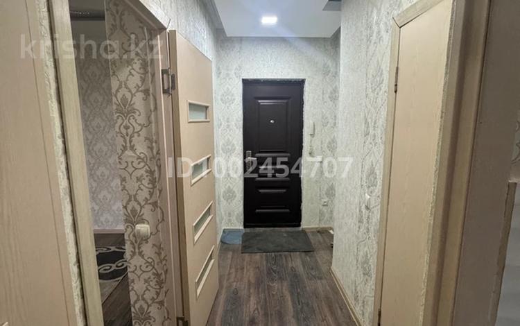 1-комнатная квартира · 35 м² · 6/7 этаж, мкр Ожет 86/13 за 180 000 ₸ в Алматы, Алатауский р-н — фото 2
