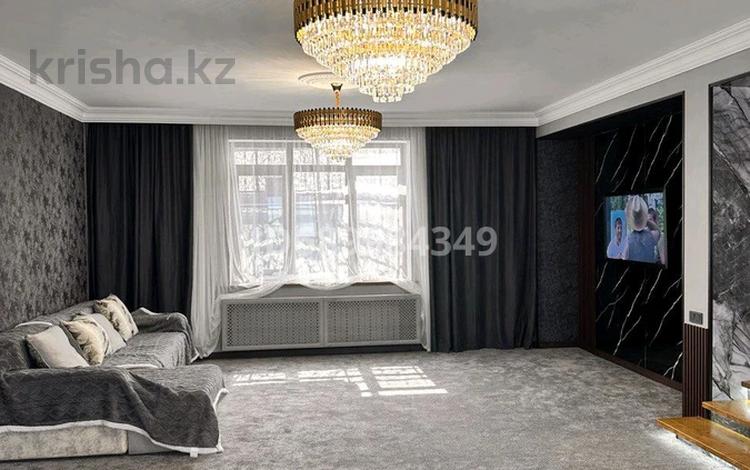 Отдельный дом • 8 комнат • 420 м² • 6 сот., мкр Тастыбулак 17 — Выше Ермека. за 115 млн 〒 в Алматы, Наурызбайский р-н — фото 52