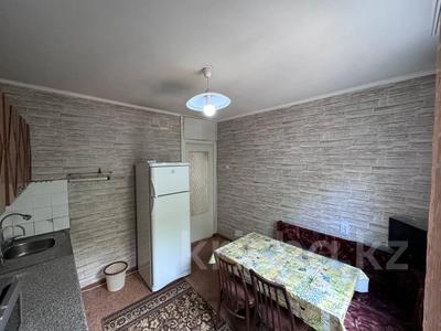 2-бөлмелі пәтер · 53 м² · 3/5 қабат, Ақсай-4 ш/а., УЛУГБЕКА — МОМЫШУЛЫ, бағасы: 35 млн ₸ в Алматы, Ауэзовский р-н