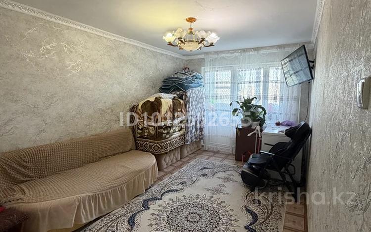 3-бөлмелі пәтер · 65 м² · 2/5 қабат, 3 49 — Мұхтар Ауезов мектептін қасында, бағасы: 11.5 млн ₸ в Жанатасе — фото 2