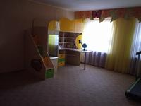 3-комнатная квартира · 80 м² · 3/5 этаж, 2 микр 3 за 18 млн 〒 в Лисаковске