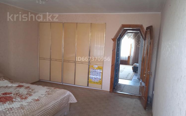 3-комнатная квартира · 80 м² · 3/5 этаж, 2 микр 3 за 18 млн ₸ в Лисаковске — фото 14