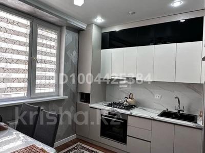 3-комнатная квартира · 84 м² · 5/5 этаж, 17-й мкр 76 за 23 млн 〒 в Актау
